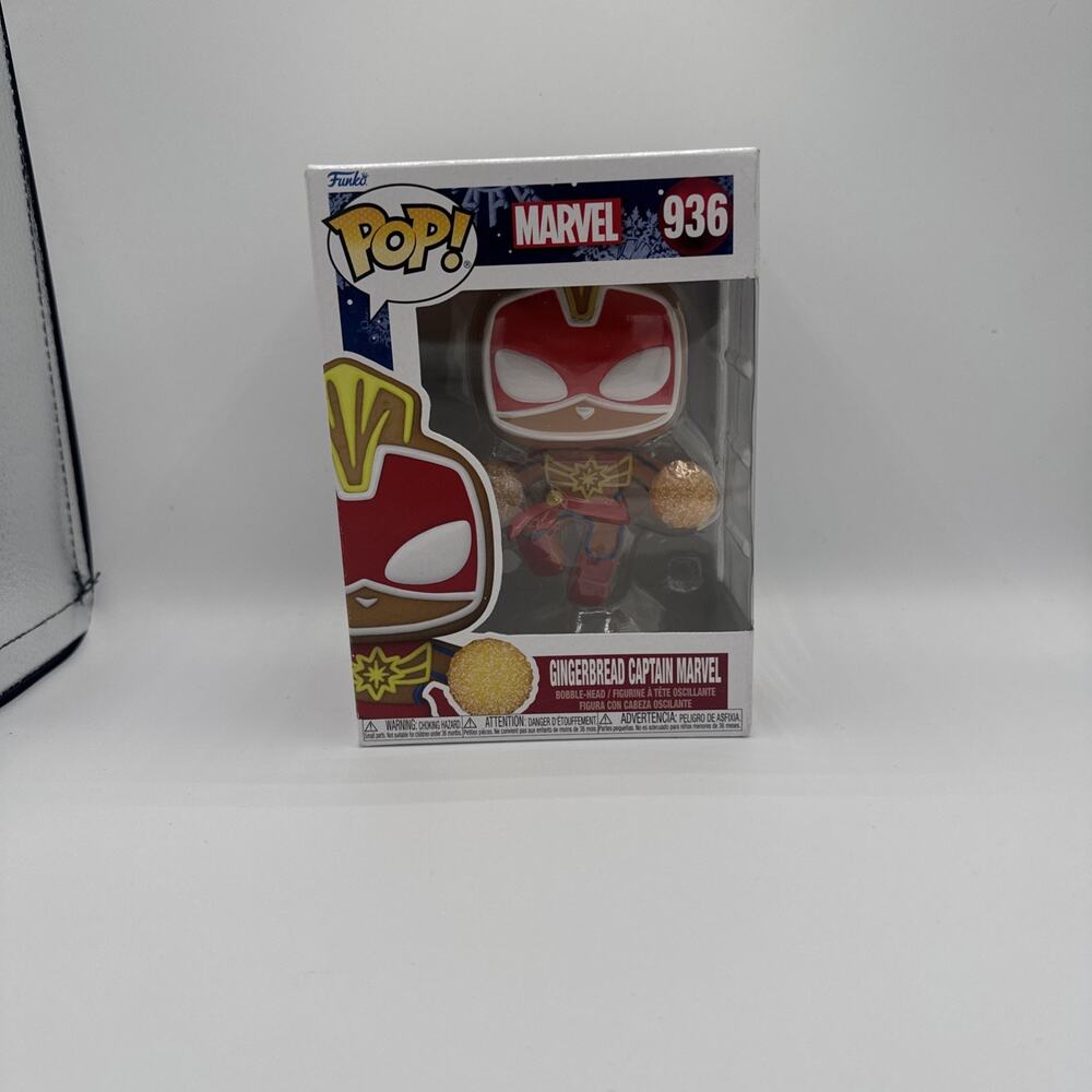 Funko Pop! #936 Marvel Holidays - Gingerbread Captain Marvel
